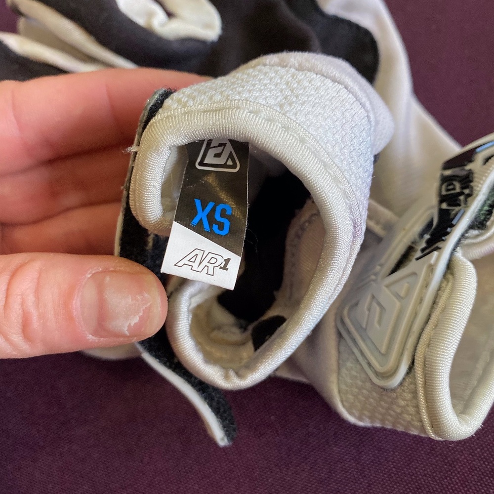 Answer MOTO GLOVES - Picture 3 of 3